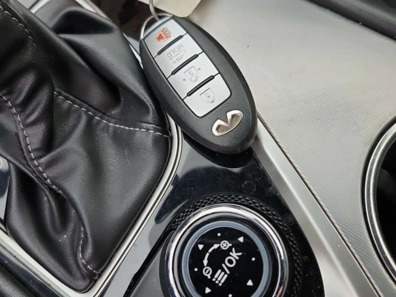 Infiniti Q50 * 2.0T * CARFAX * , снимка 9 - Автомобили и джипове - 53565992