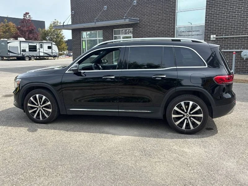 Mercedes-Benz GLB 250 * 4MATIC * PANO * 2 КЛЮЧА * 360 * ПОДГРЕВИ, снимка 6 - Автомобили и джипове - 54811963