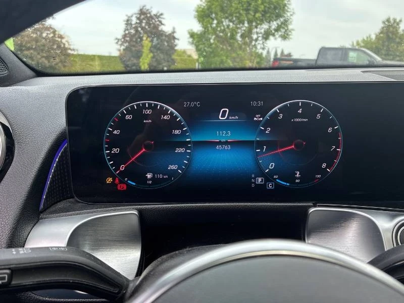 Mercedes-Benz GLB 250 * 4MATIC * PANO * 2 КЛЮЧА * 360 * ПОДГРЕВИ, снимка 8 - Автомобили и джипове - 54811963