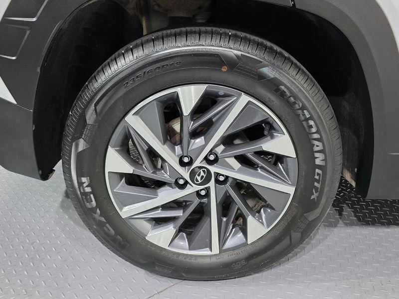 Hyundai Tucson Gasoline 1.6 Turbo 2WD| 177к.с.| ВКЛ.ТЕХНОТЕСТ, снимка 5 - Автомобили и джипове - 55147795