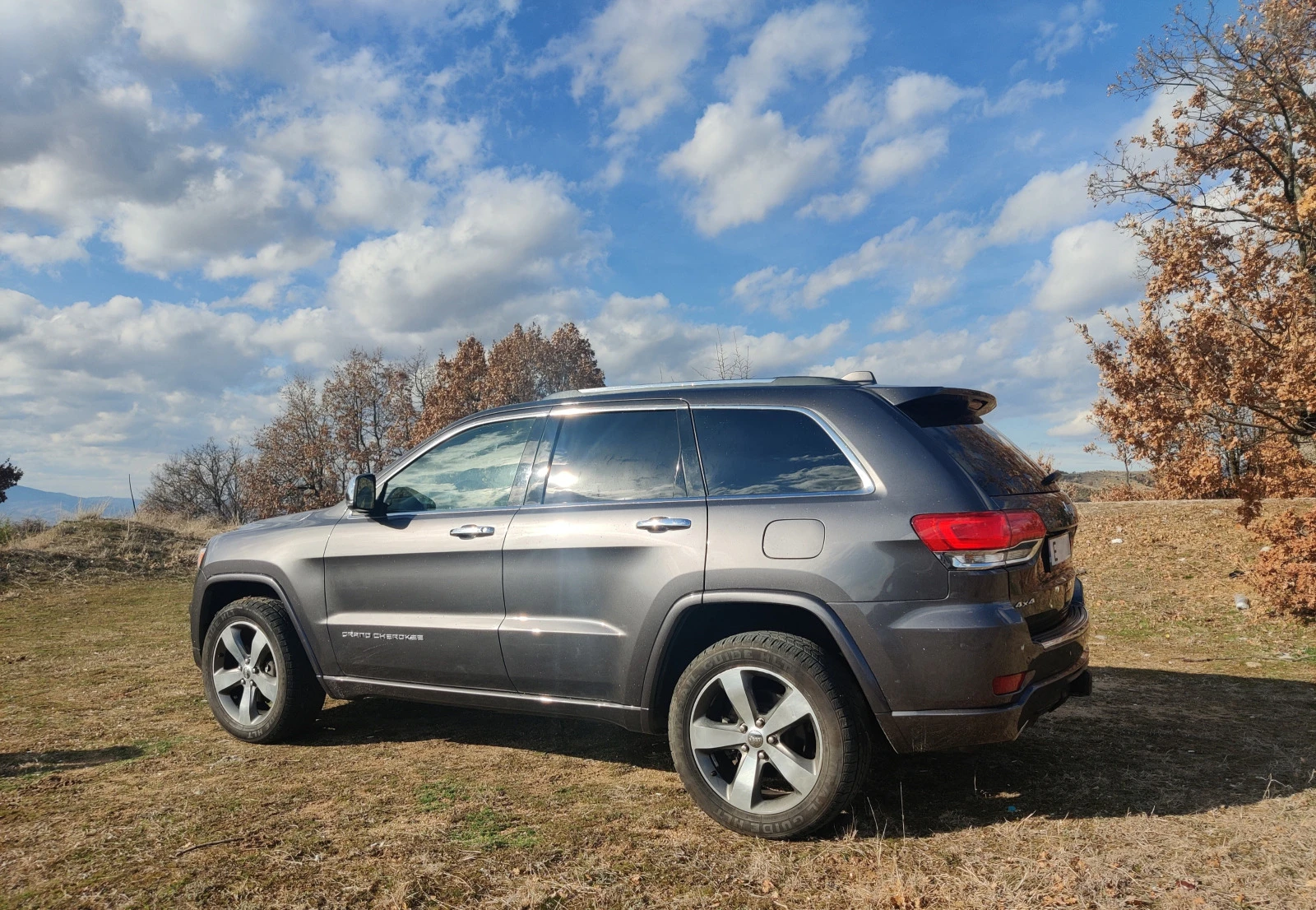 Jeep Grand cherokee Overland - изображение 4