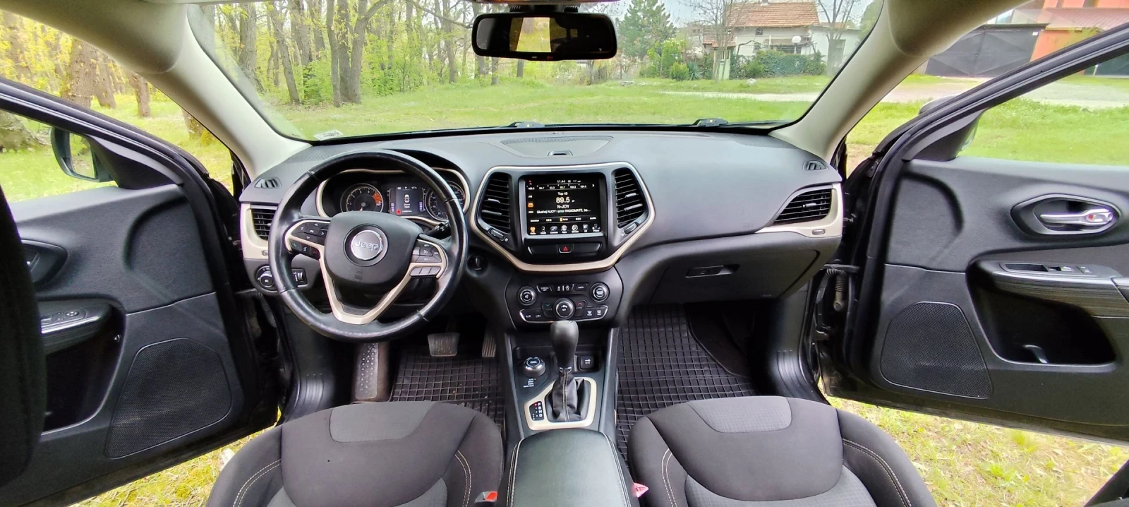 Jeep Cherokee  - изображение 9