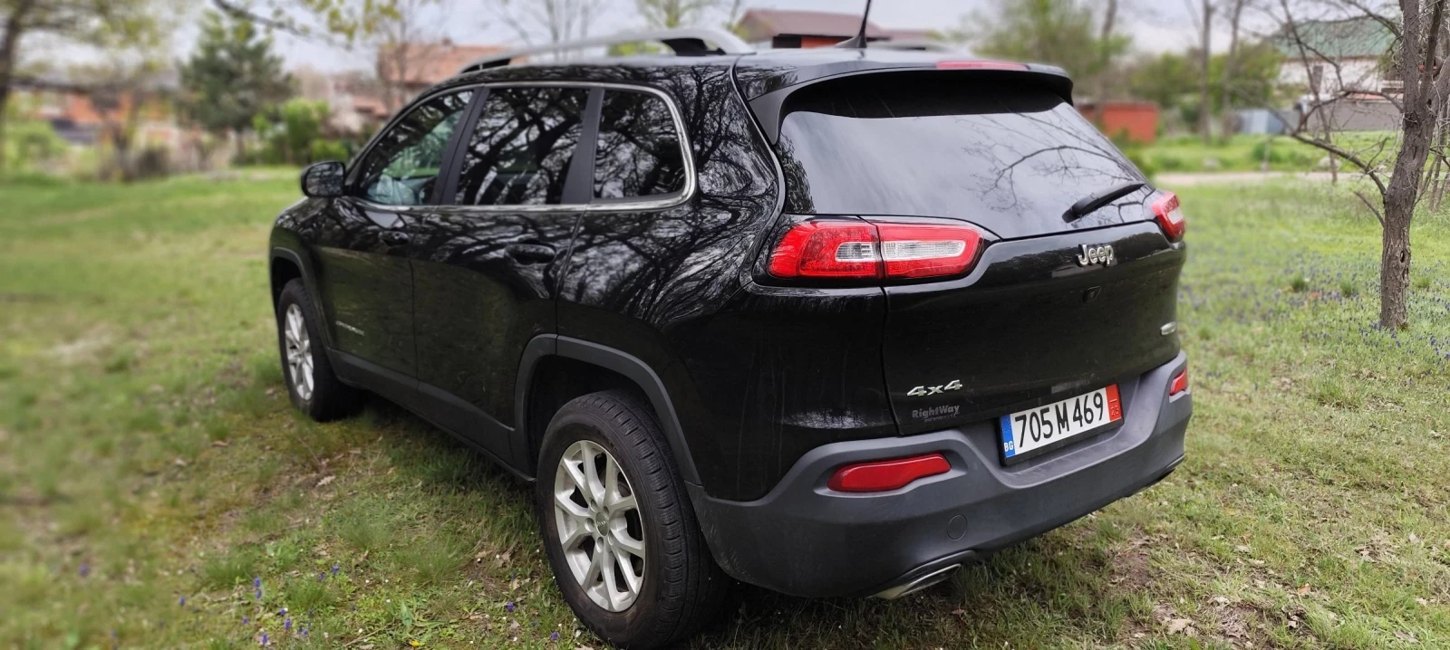 Jeep Cherokee  - изображение 4