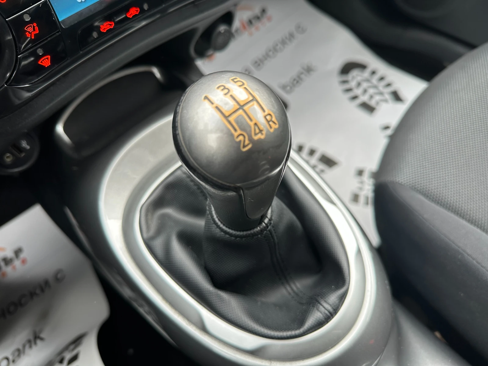 Nissan Juke 1.6i 117 к.с. - изображение 10