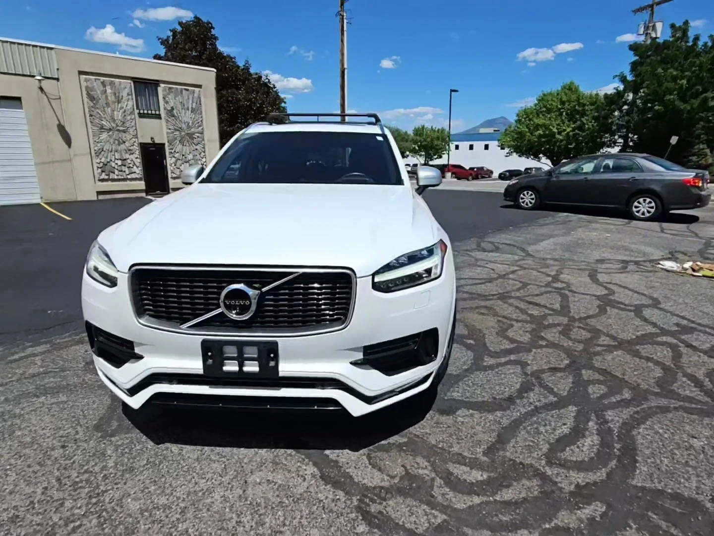 Volvo Xc90 T6 R-Design 7-Passenger / КРАЙНА ЦЕНА - изображение 2