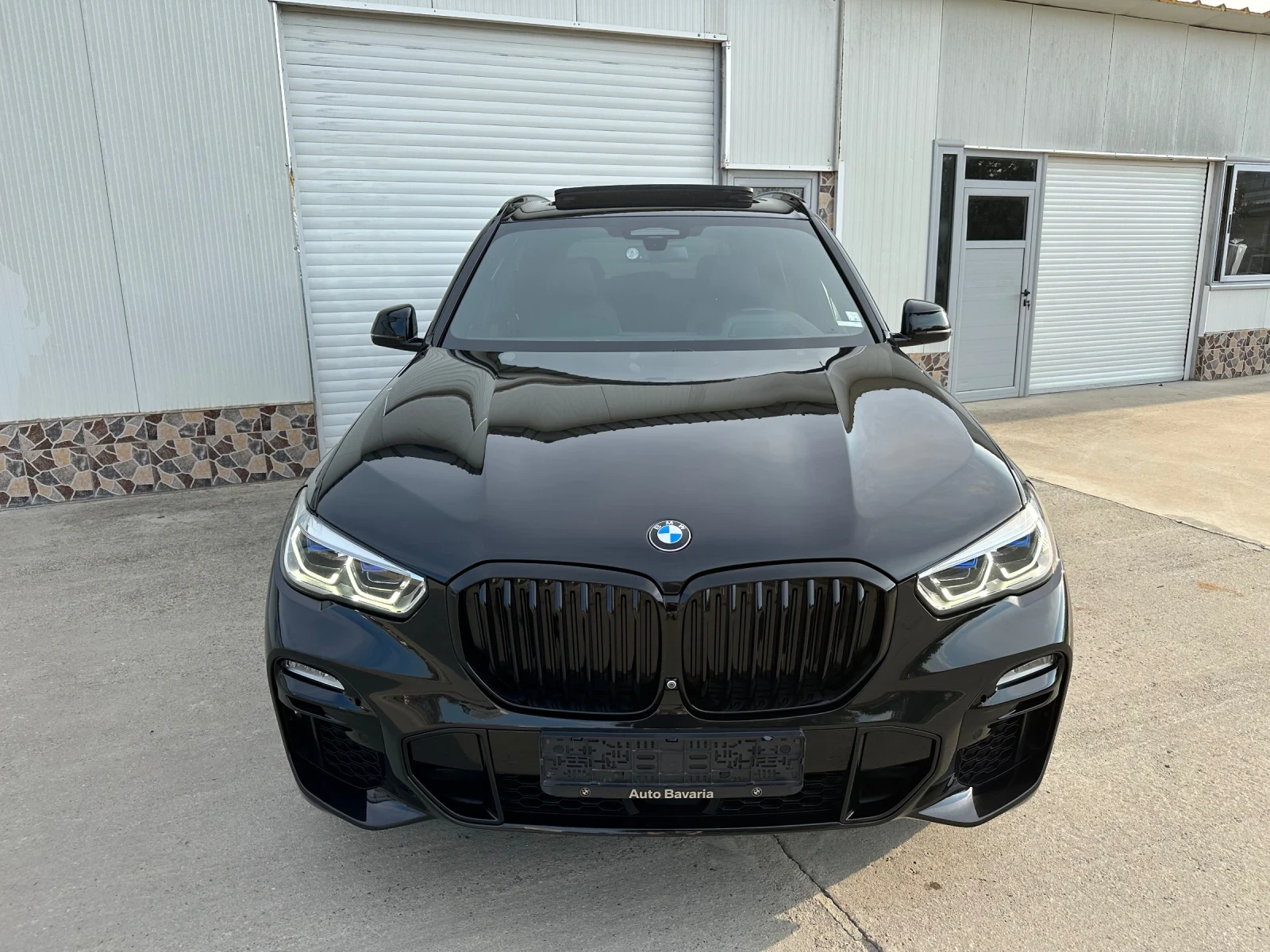 BMW X5 3.0d M SWAROWSKI* 6+ 1* LASER LIGHTS* DIGITAL KEY* - изображение 2