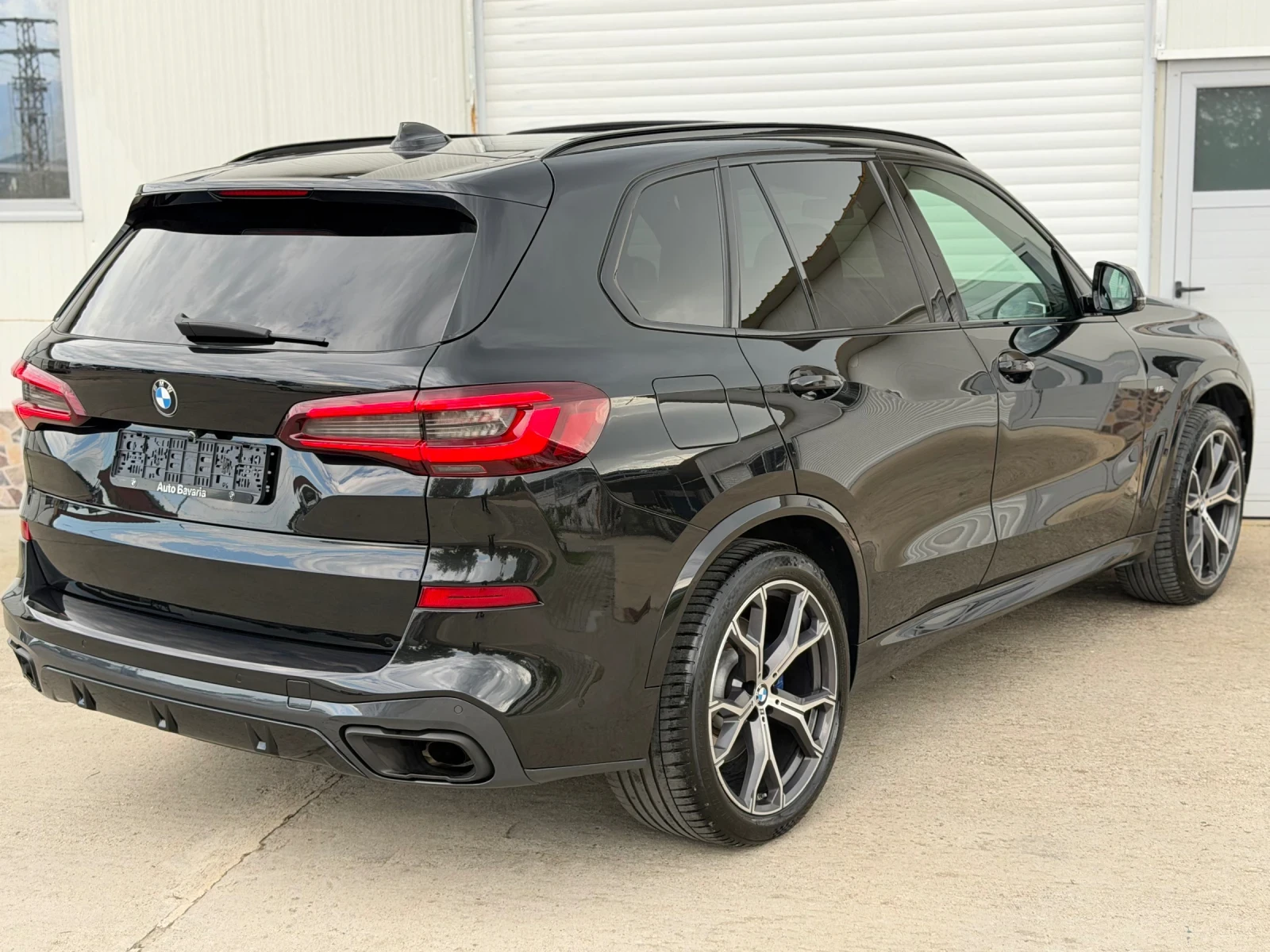 BMW X5 3.0d M SWAROWSKI* 6+ 1* LASER LIGHTS* DIGITAL KEY*, снимка 15 - Автомобили и джипове - 53360485
