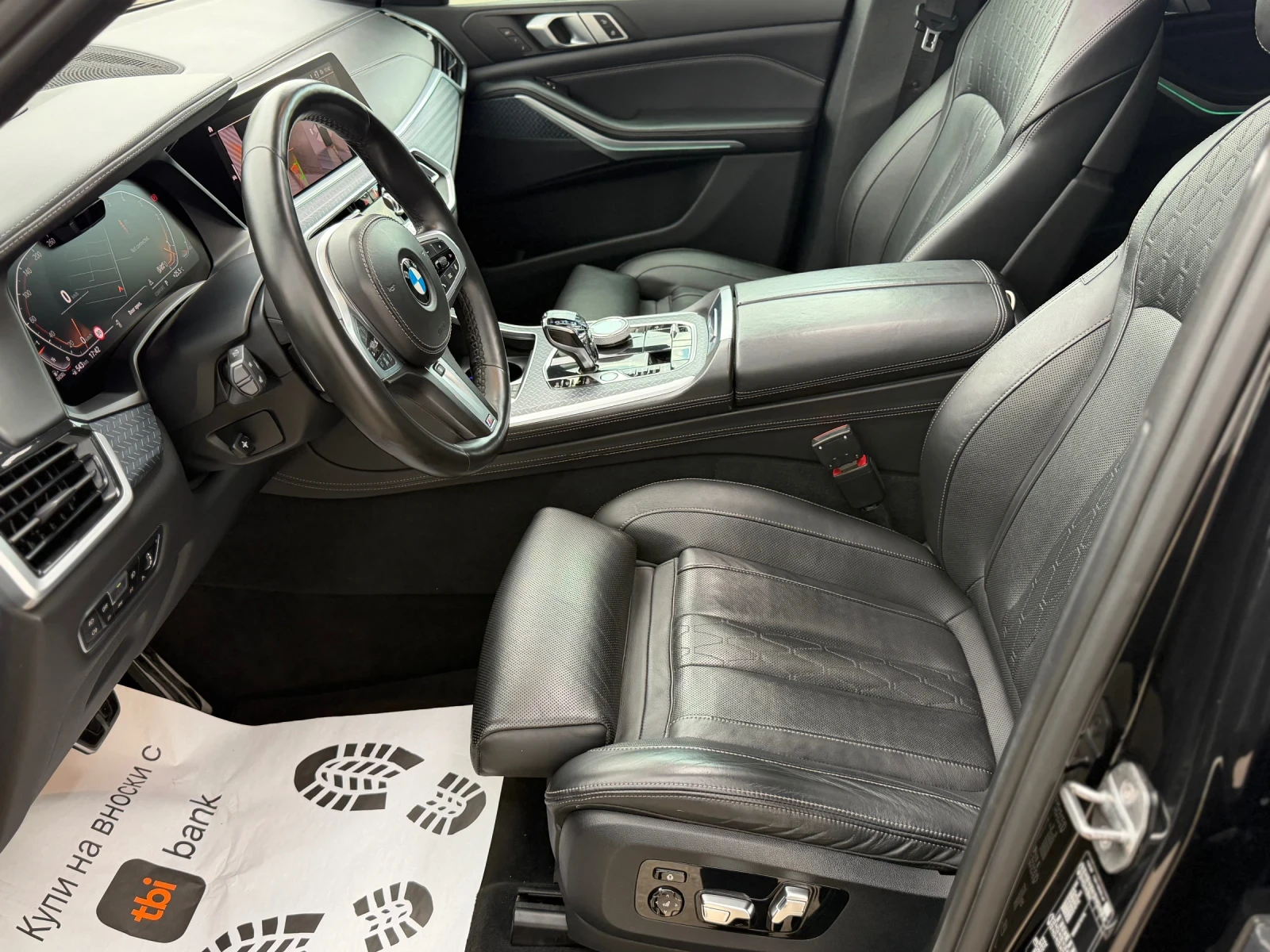BMW X5 3.0d M SWAROWSKI* 6+ 1* LASER LIGHTS* DIGITAL KEY*, снимка 5 - Автомобили и джипове - 53360485