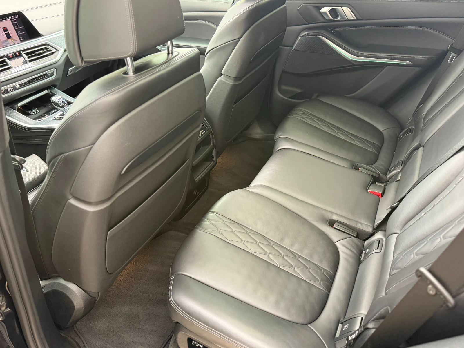 BMW X5 3.0d M SWAROWSKI* 6+ 1* LASER LIGHTS* DIGITAL KEY*, снимка 8 - Автомобили и джипове - 53360485