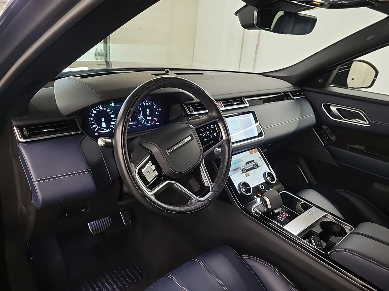 Land Rover Range Rover Velar R-DYNAMIC HSE * * CARFAX * * АВТО КРЕДИТ * *  - изображение 9