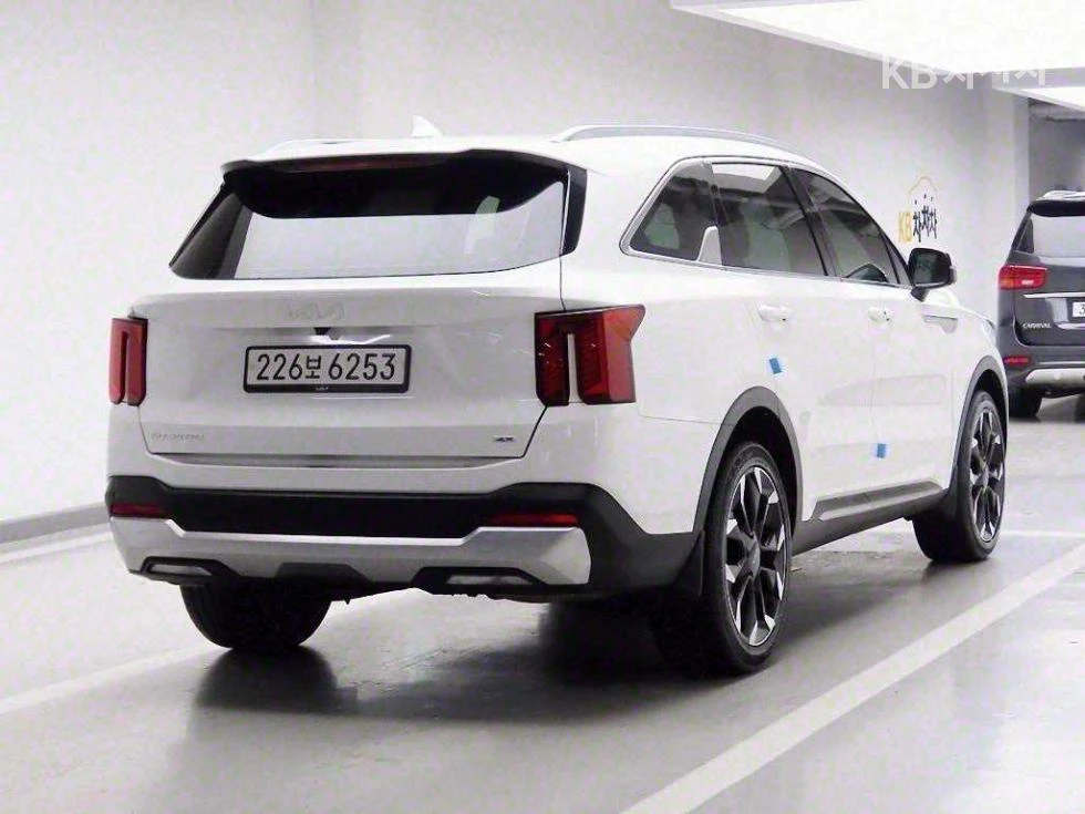 Kia Sorento MQ4 2.2 AWD Prestige ЛИЗИНГ БЕЗ ПЪРВОНАЧАЛНА ВН. - изображение 4
