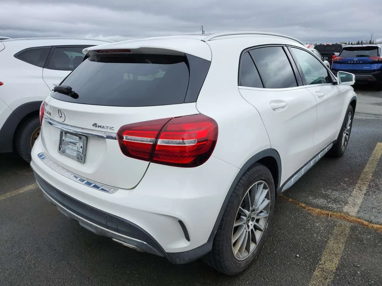 Mercedes-Benz GLA 250 CARFAX/ПАНОРАМА/ПОДГРЕВИ, снимка 3 - Автомобили и джипове - 54084675