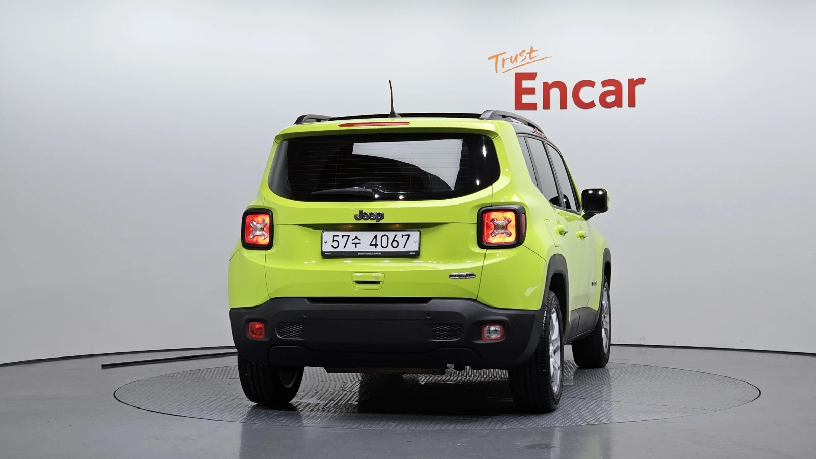 Jeep Renegade, снимка 4 - Автомобили и джипове - 54866480