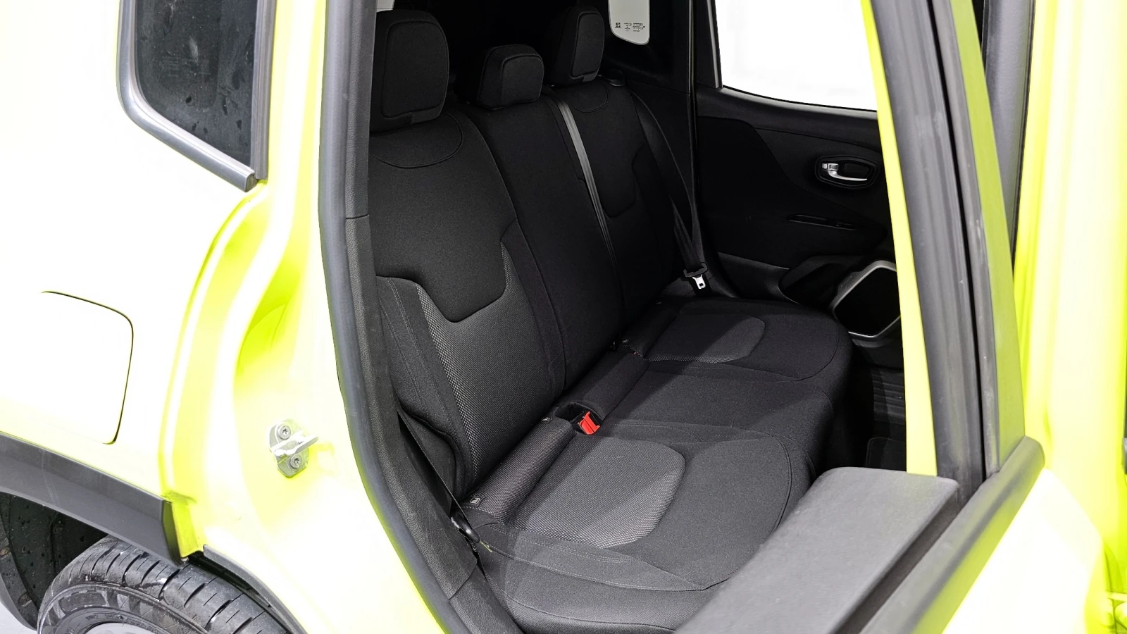 Jeep Renegade, снимка 12 - Автомобили и джипове - 54866480