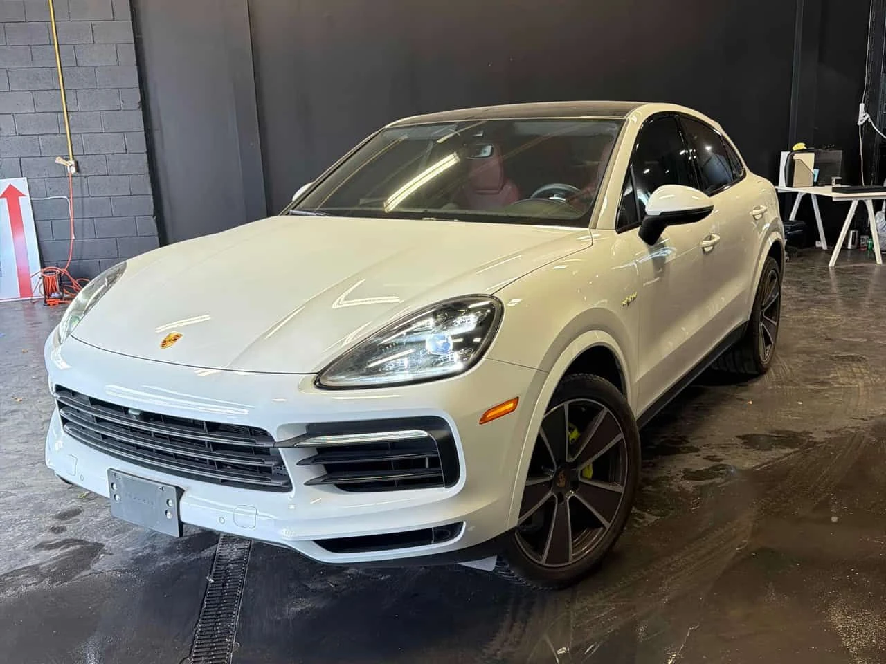 Porsche Cayenne * E Hybrid * CARFAX * БЕЗ ПЪРВОНАЧАЛНА ВНОСКА