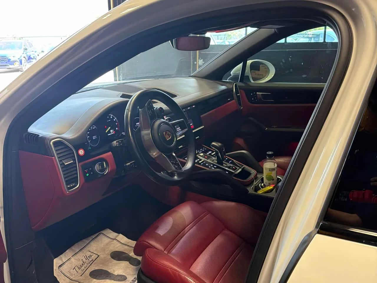 Porsche Cayenne * E Hybrid * CARFAX * БЕЗ ПЪРВОНАЧАЛНА ВНОСКА, снимка 5 - Автомобили и джипове - 55180051