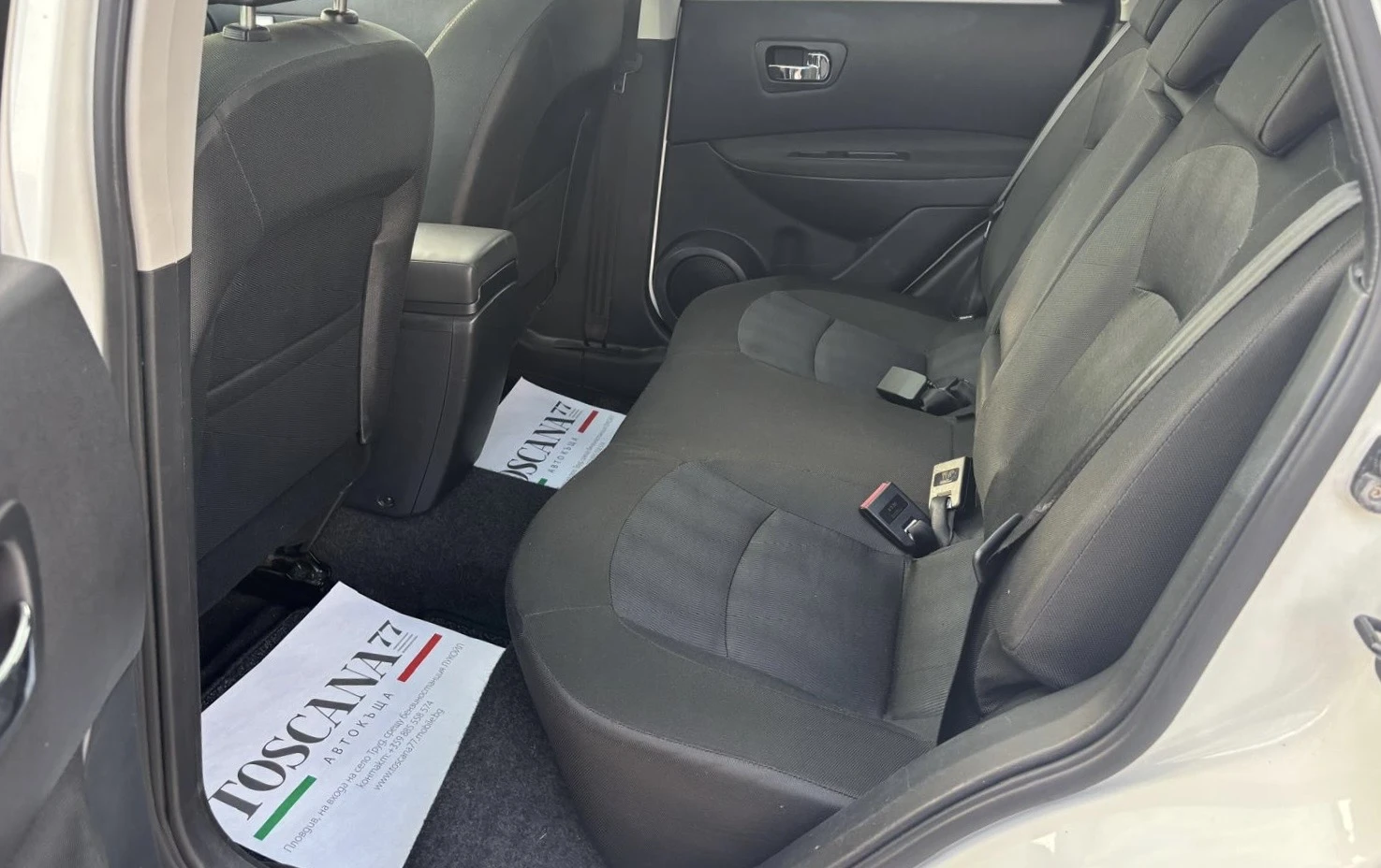Nissan Qashqai 1.6dci* Tekna* Панорама* Навигация* Камера, снимка 10 - Автомобили и джипове - 55562816