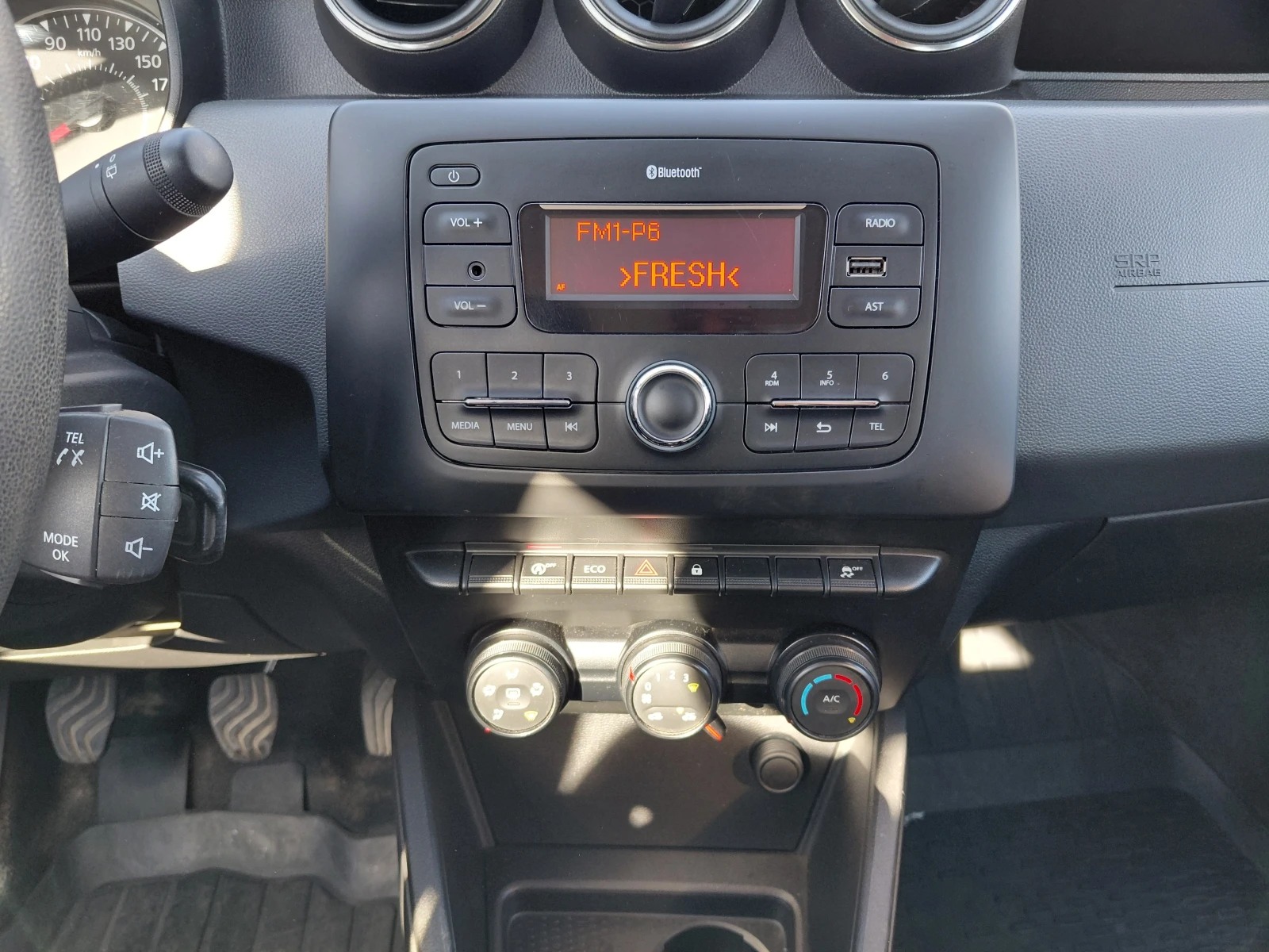 Dacia Duster 1.5 dCi/115к.с/4x4/Essential, снимка 10 - Автомобили и джипове - 55999373