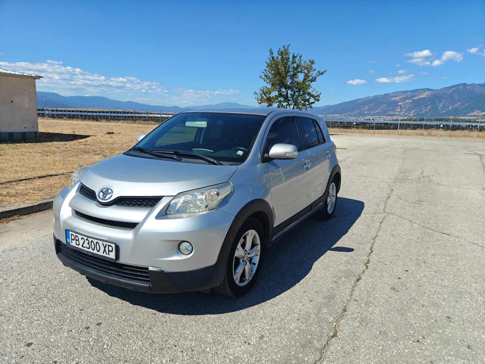Toyota Urban Cruiser, снимка 2 - Автомобили и джипове - 56132310