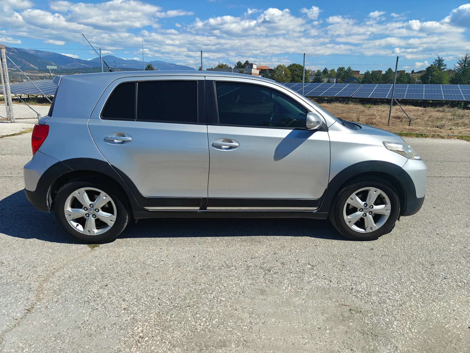 Toyota Urban Cruiser, снимка 7 - Автомобили и джипове - 56132310