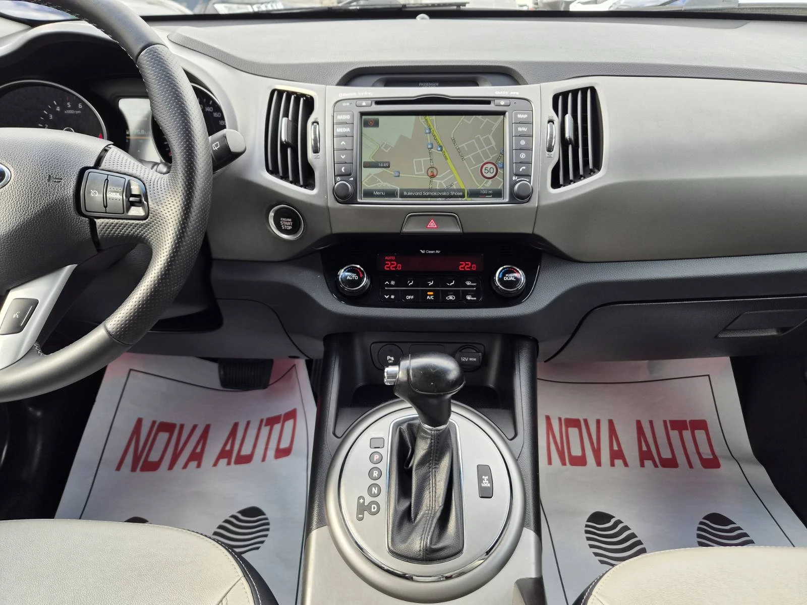 Kia Sportage 2.0D-4×4-AUTOMATIC-REBEL-ПАНОРАМА, снимка 11 - Автомобили и джипове - 56169321
