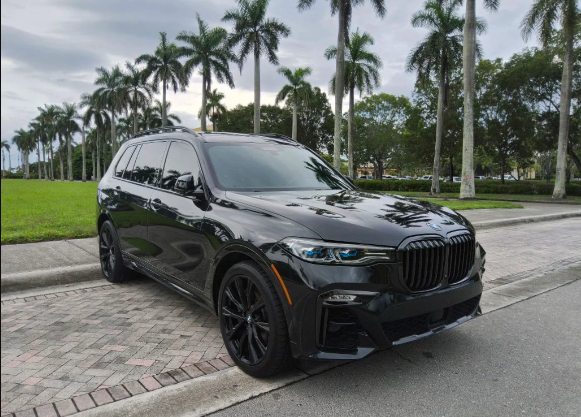 BMW X7 50i* M-pack* LASER* МАСАЖ* ОБДУХ* B&O* SKY LONGUE*, снимка 7 - Автомобили и джипове - 56293583