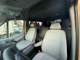 VW Crafter 5 места климатик перфектен, снимка 8