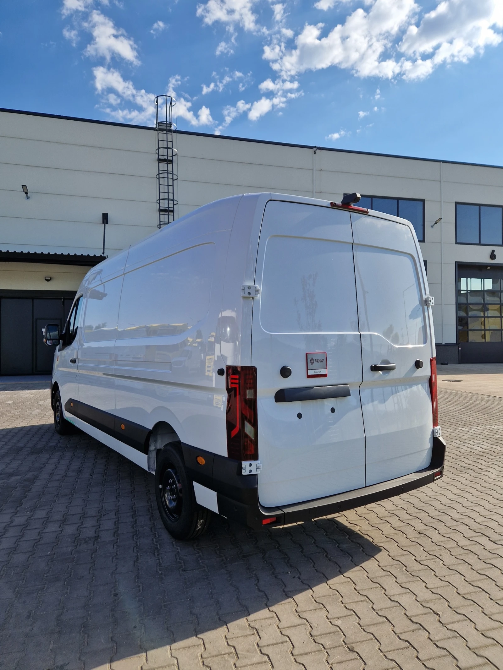 Renault Master RED EDITION L3H2 | ЧИСТО НОВ| Apple Car Play - изображение 6