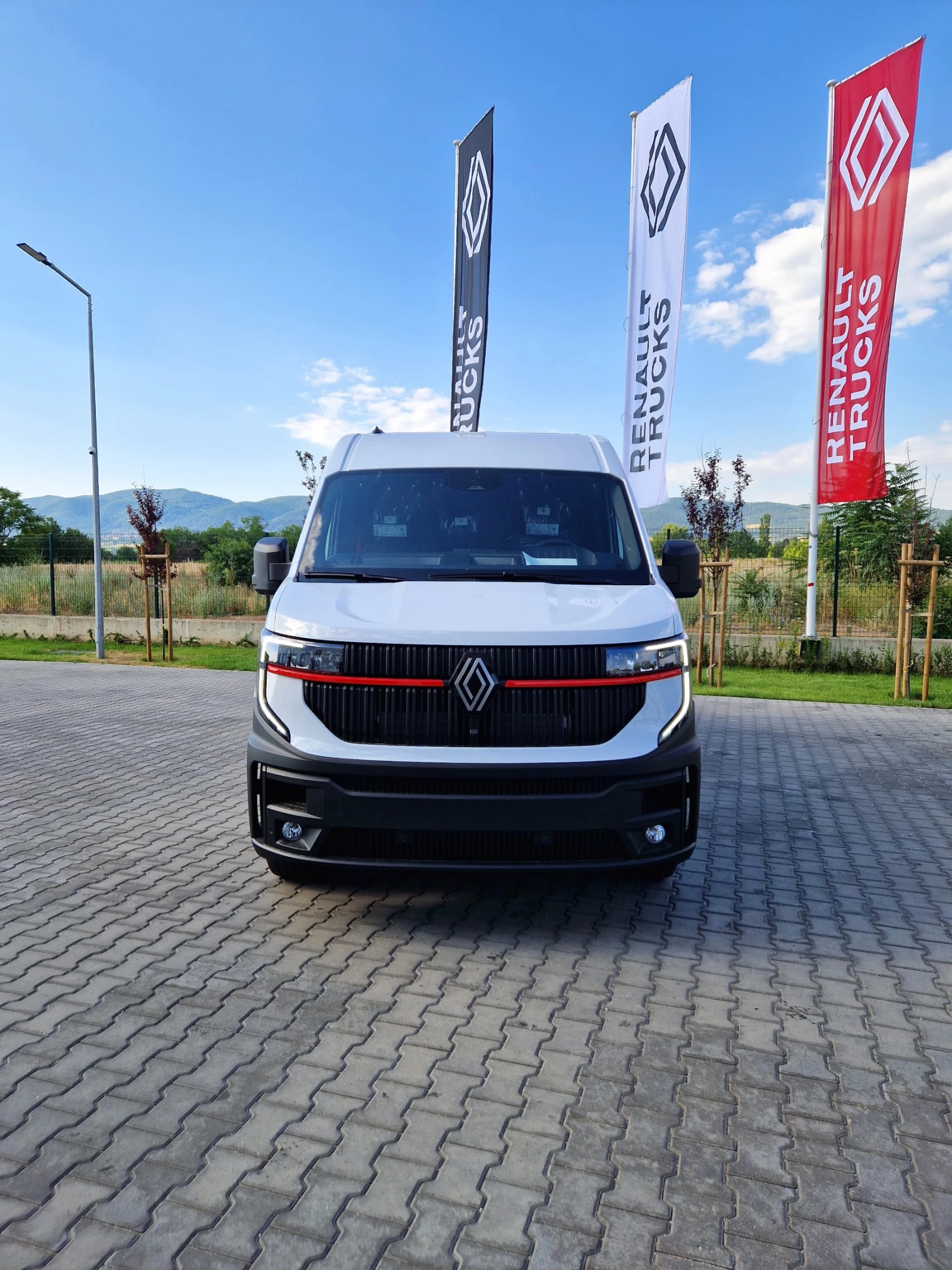 Renault Master RED EDITION L3H2 | ЧИСТО НОВ| Apple Car Play - изображение 2
