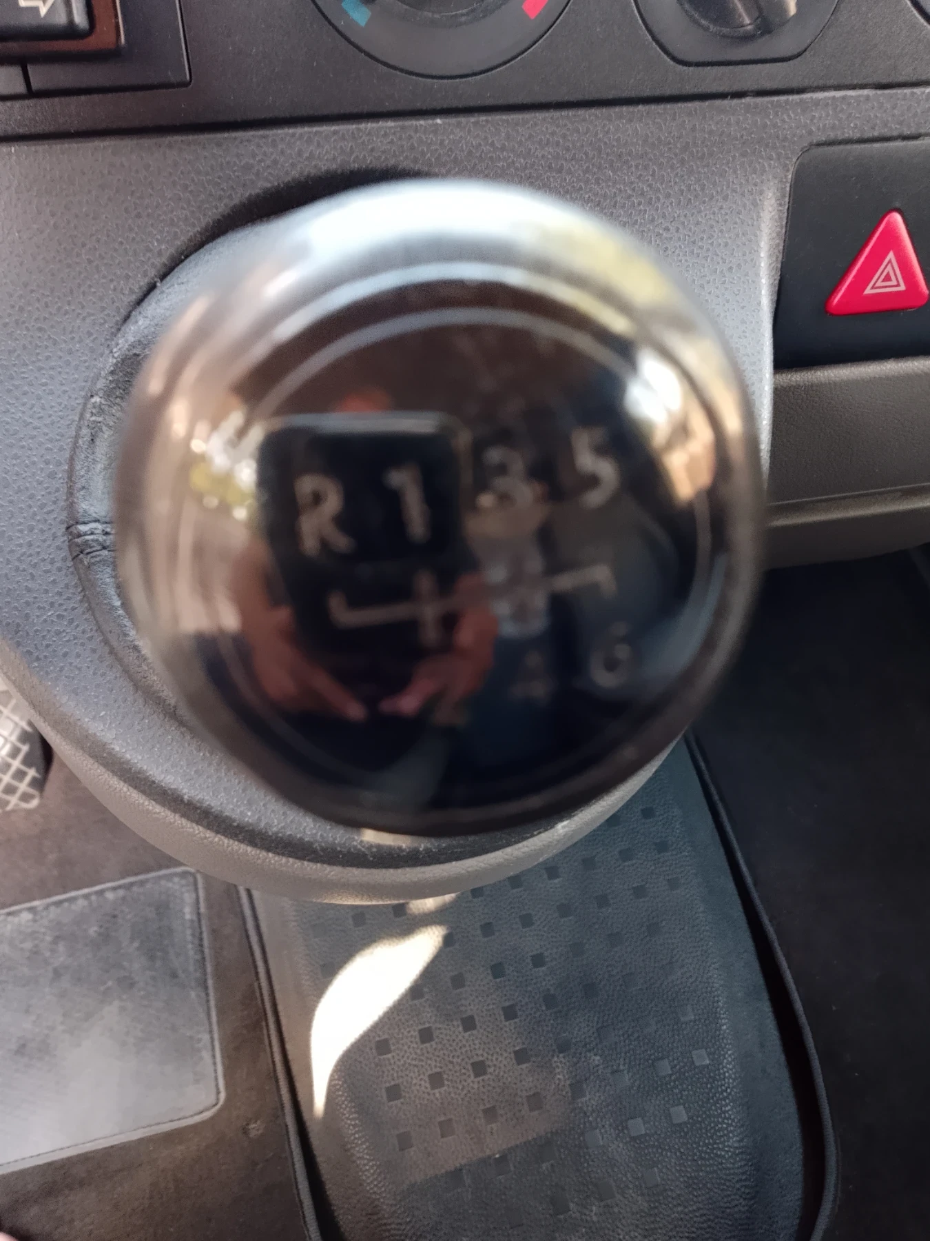 VW Transporter, снимка 12 - Бусове и автобуси - 56208518