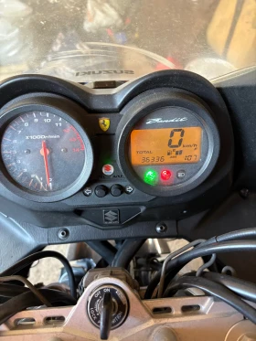 ������ Suzuki Bandit