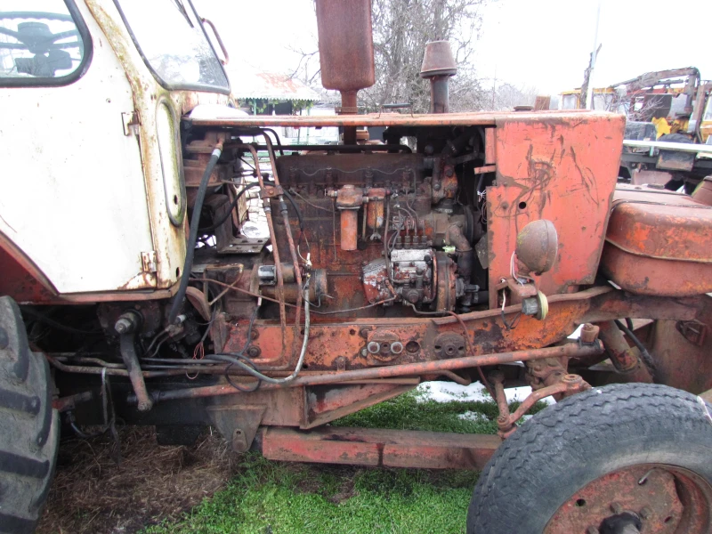 Багер ЮМЗ, снимка 5 - Индустриална техника - 53238548