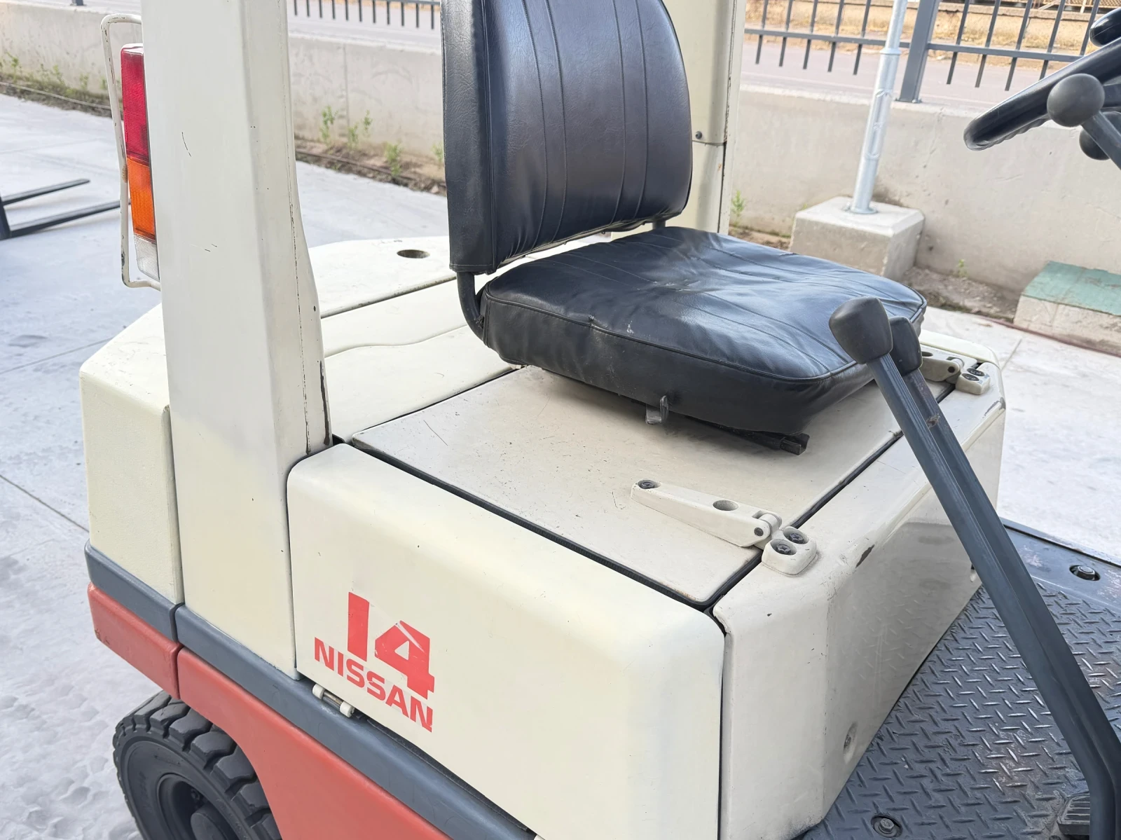 ������� Nissan �������� / ����� ������ | Mobile.bg � ����������� 12