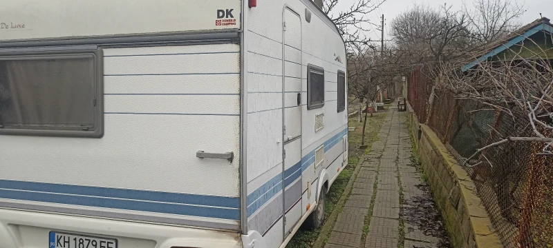 Каравана Hobby De lux, снимка 10 - Каравани и кемпери - 53000255