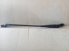 Рамо чистачка ляво Пежо 3008