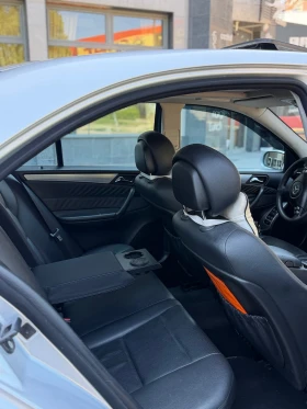Mercedes-Benz C 320, снимка 14