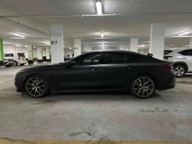 BMW 850 * M850i xDrive * CARFAX * ПАНО* 360* HARMAN KARDON, снимка 2 - Автомобили и джипове - 53625585
