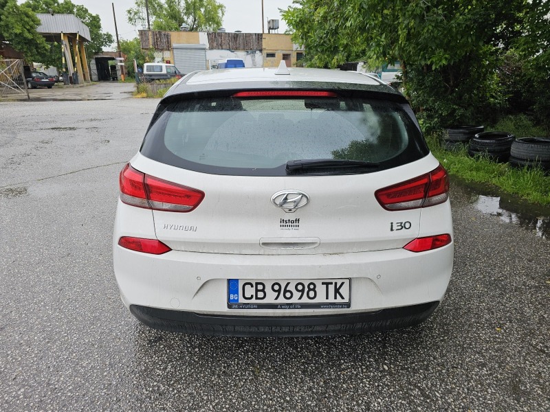 Hyundai I30 1.6, снимка 6 - Автомобили и джипове - 45841707