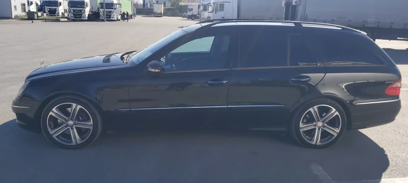 Mercedes-Benz E 320 CDI 4 MATIC, снимка 2 - Автомобили и джипове - 47677165