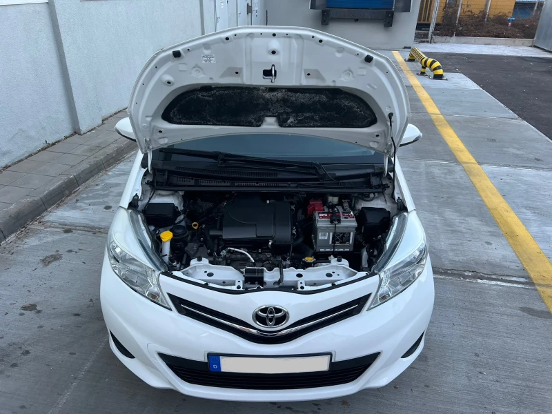 Toyota Yaris * 80000км* EURO 5B* , снимка 8 - Автомобили и джипове - 48117120