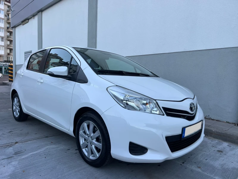 Toyota Yaris * 80000км* EURO 5B* , снимка 1 - Автомобили и джипове - 48117120