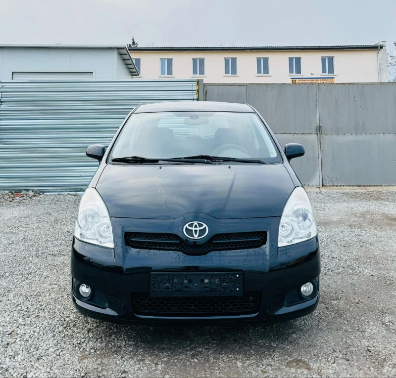 Toyota Corolla verso D4D* , снимка 2 - Автомобили и джипове - 48701287