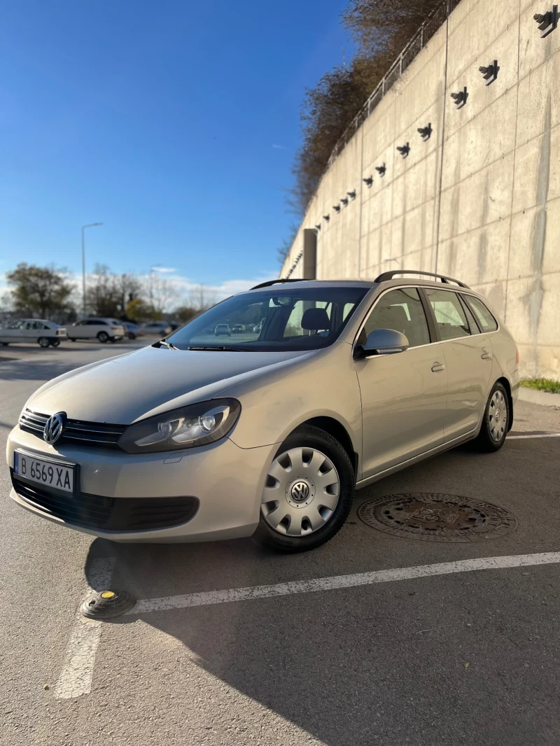 VW Golf 1.6 TDI, снимка 5 - Автомобили и джипове - 48745441