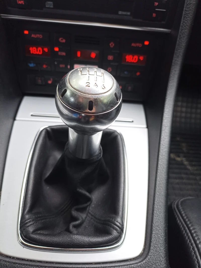 Audi A4 1.8T BEX QUATTRO LPG, снимка 12 - Автомобили и джипове - 52712919