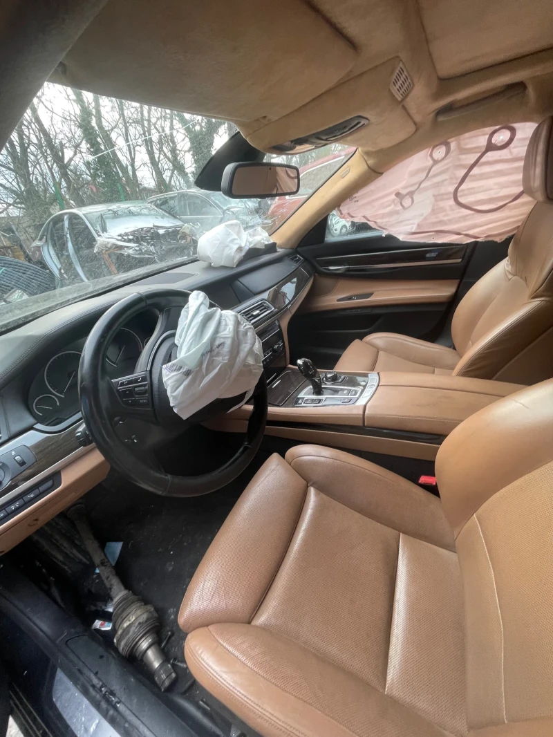 BMW 730, снимка 2 - Автомобили и джипове - 53182607