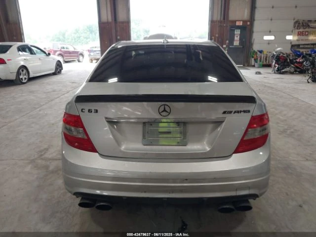 Mercedes-Benz C 63 AMG 6.2* V8* ПОДГРЕВ* КАМЕРА* КЕЙЛЕС - изображение 8