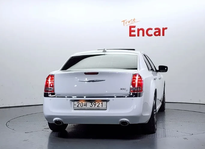 Chrysler 300c 3.6 - изображение 4