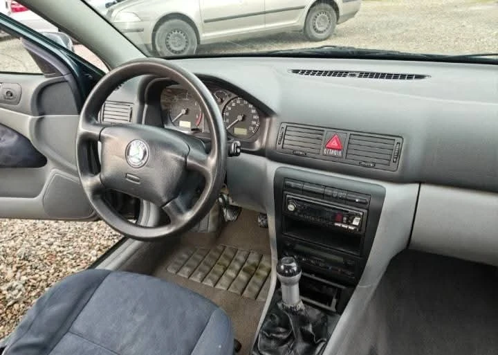 Skoda Octavia 1.9TDI, снимка 4 - Автомобили и джипове - 55622991