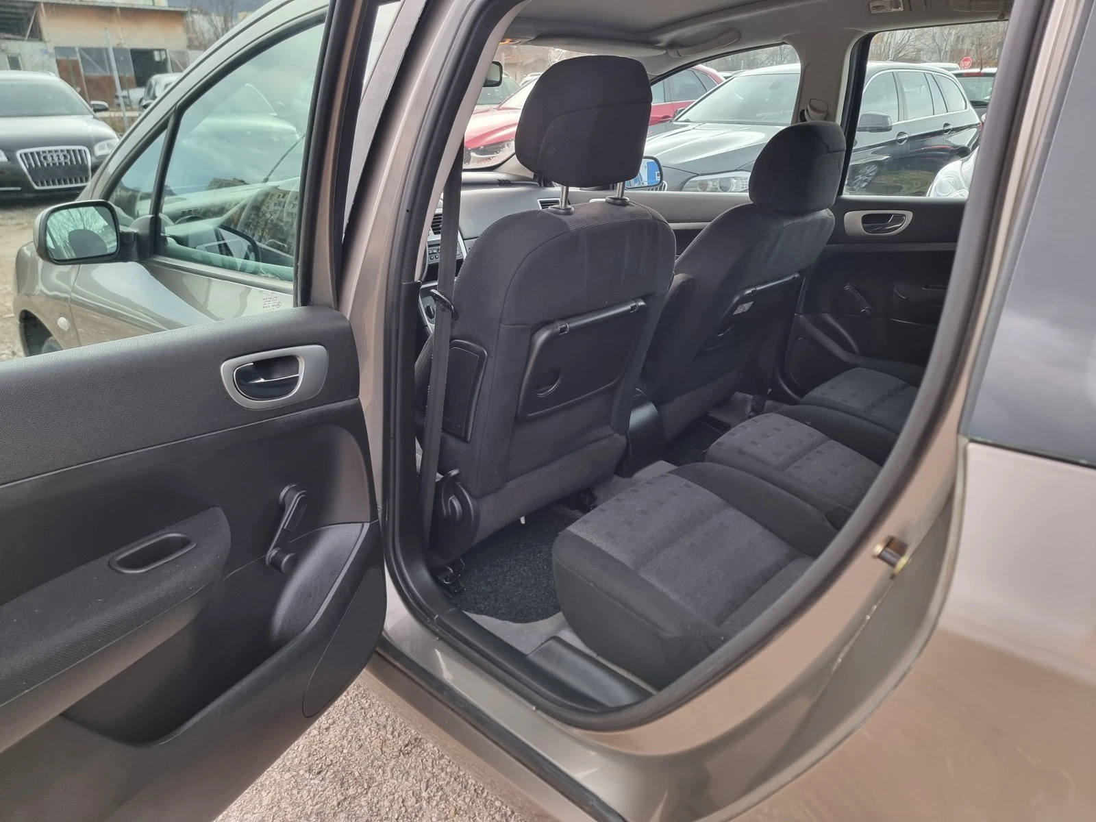 Peugeot 307 1.6I  | Mobile.bg — изображение 11