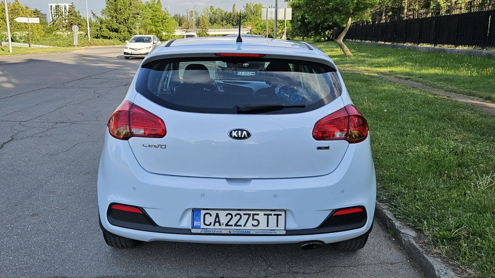 Kia Ceed 1.6 CRDI 16v - изображение 4
